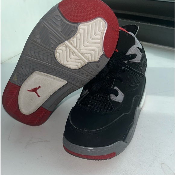 Retro - Picture 2 of 3